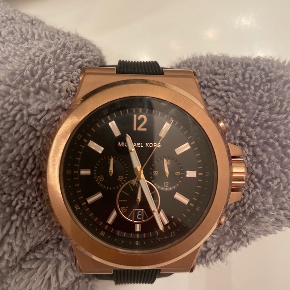 Michael Kors Watch - Picture 1 of 3